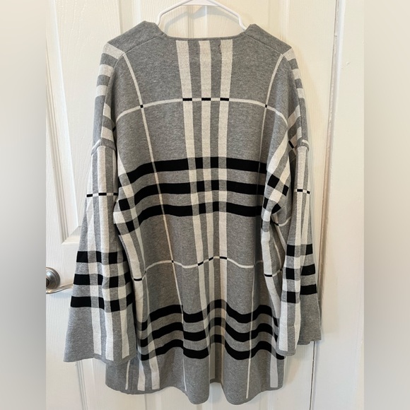Bershka Grey Plaid Cardigan size M - Picture 3 of 5